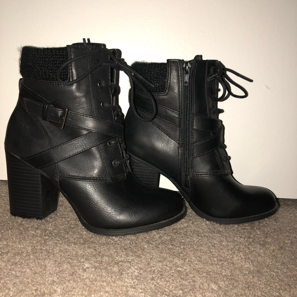 Ana Radley boots